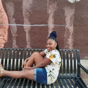 Meet your Posher, Pamela